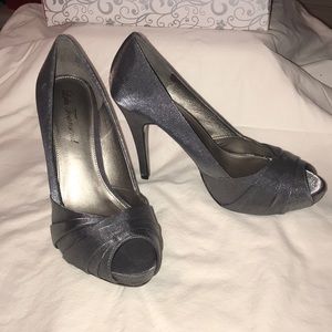 Lulu Townsend satin peep-toe heels